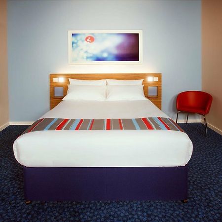 Travelodge Віднес Екстер'єр фото