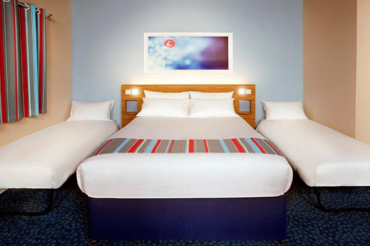 Travelodge Віднес Екстер'єр фото
